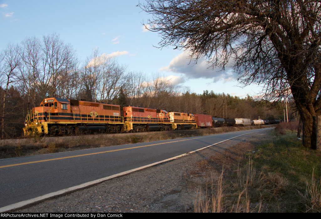 SLR 3004 Leads 393 along Rt. 121 in Oxford